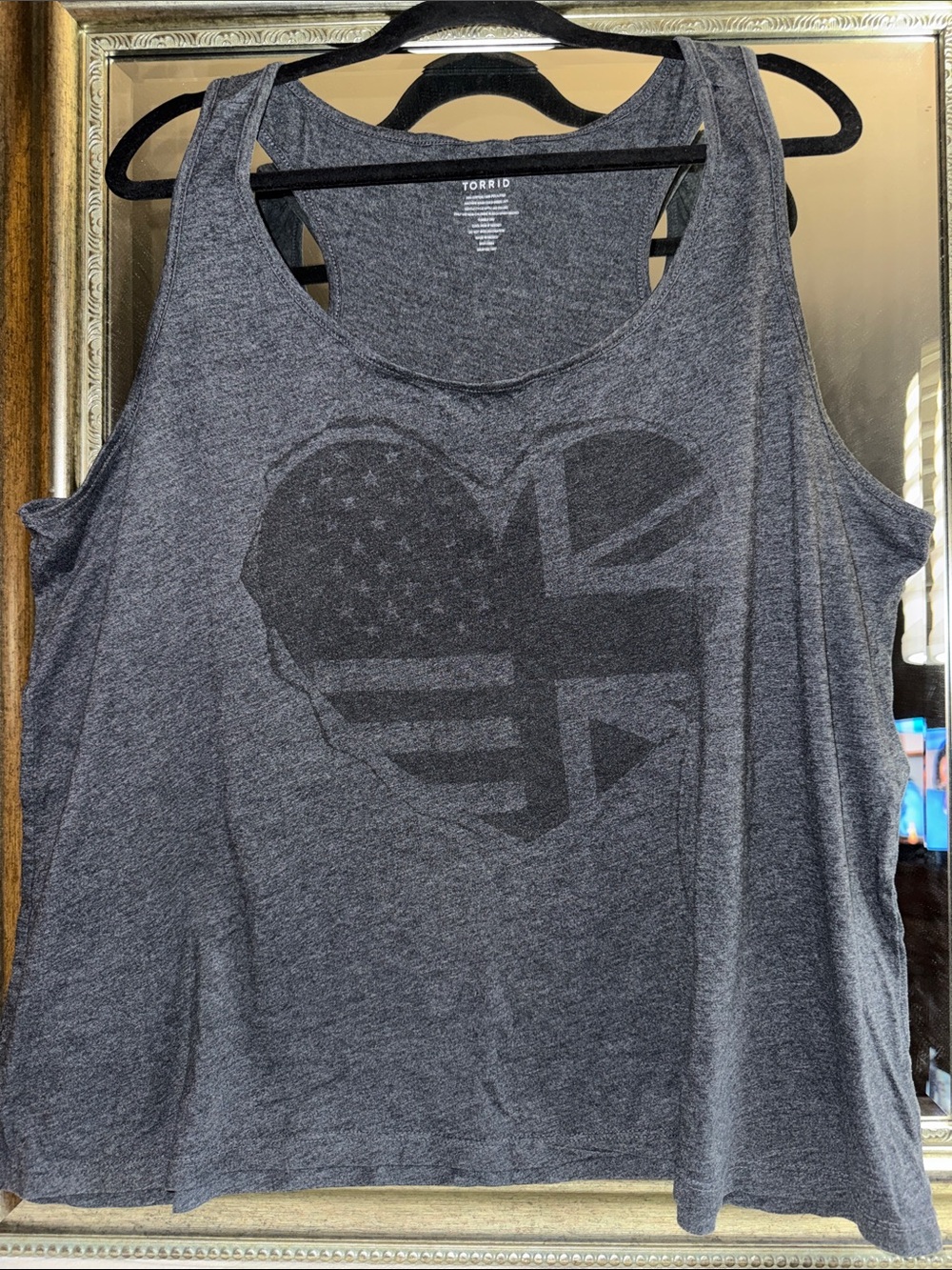 Torrid Charcoal Gray Heart Flag Patriotic Graphic Tank T-shirt - Size 4X
